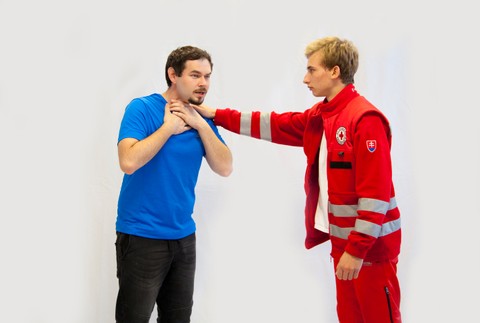 Prvá pomoc pri dusení 