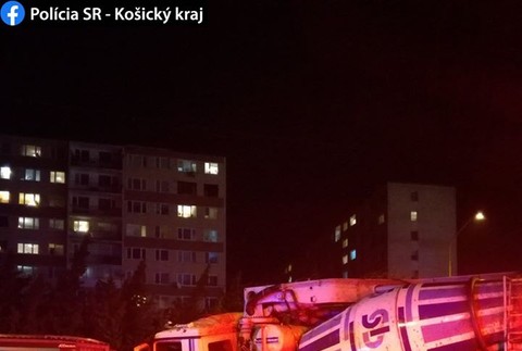 Domiešavač odhodilo do zastávky MHD