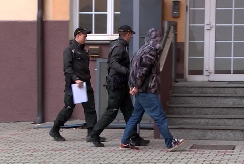 Filip (25) sa postavil pred súd. Mal sa podieľať na samovražde priateľky