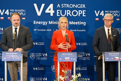 Tlačová konferencia ministrov krajín V4 zodpovedných za energetiku