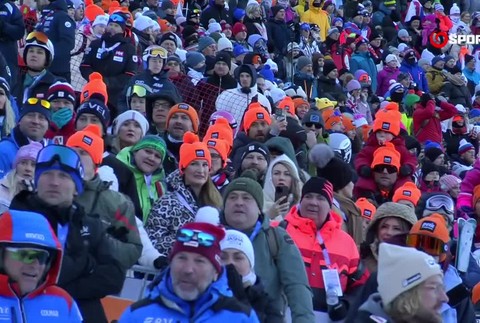 [multi] Petra Vlhová pád 8598