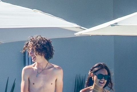 Timothée Chalamet a Eiza González