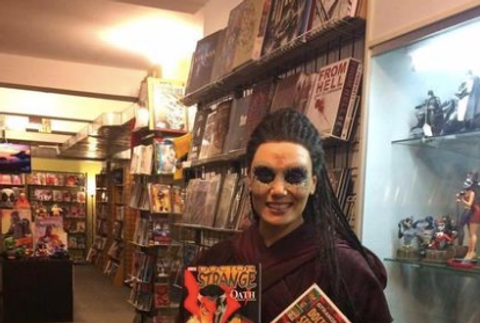 Zara Phythian vo filme Doctor Strange