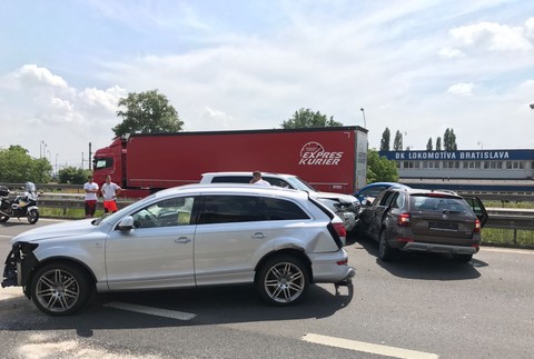 nehoda na obchvate 6