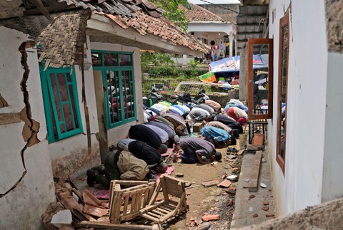 Zemetrasenie na Jáve