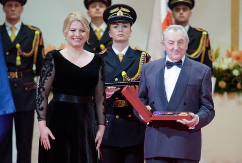 Udeľovanie štátnych vyznamenaní