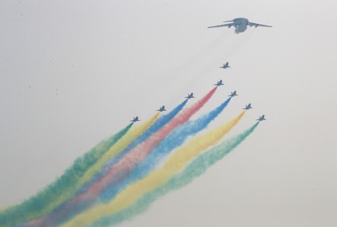 Čína si veľkou vojenskou prehliadkou pripomenula 70. výročie svojho vzniku