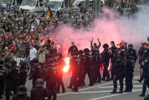 Protest krajnej pravice v nemeckom meste Chemnitz