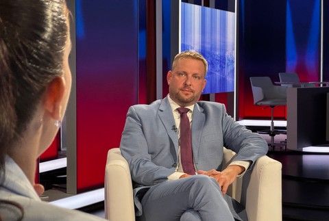 Kamil-Sasko-Politika24-Lenka-Jezova