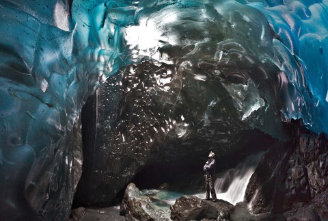 Islandská ľadová jaskyňa