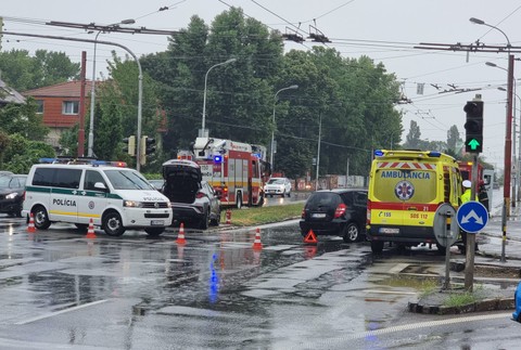 dopravná nehoda Bratislava 01082023 (3)
