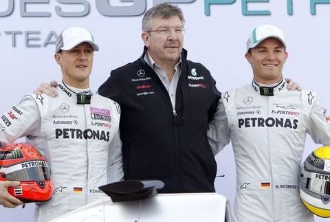 Mercedes predstavil nový monopost