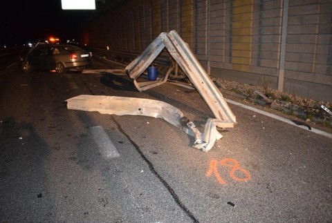 Tragická nehoda na R1. Chodec nemal šancu 