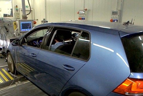 Ekologickejšie autá. Európsky parlament schválil prísne limity