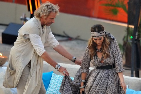 Jennifer Lopez s odhalenými bradavkami