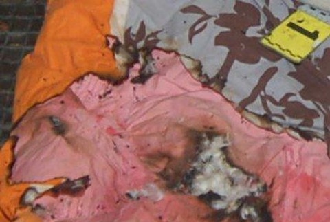 Muž odpálil ženu 3