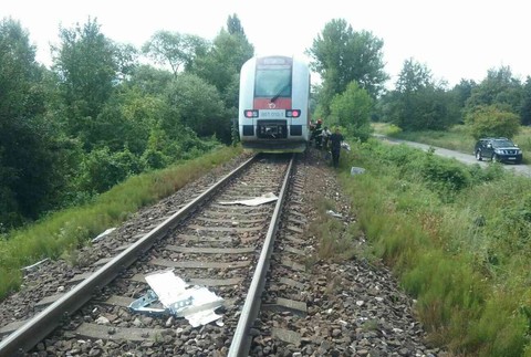 Nehoda vlak nákladiak