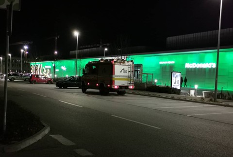 80678743_2374085512904500_2745869650003755008_n