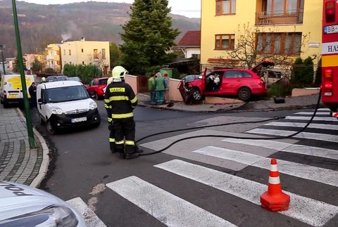 [multi] N12 Policajná naháňačka 830