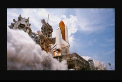 raketa startuje do vesmiru