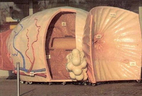 Výstava mužský pohlavný úd Bratislava