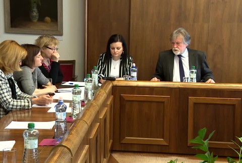 V štátnych symboloch máme hokej. Ich používanie môže sprísniť zmena v zákone