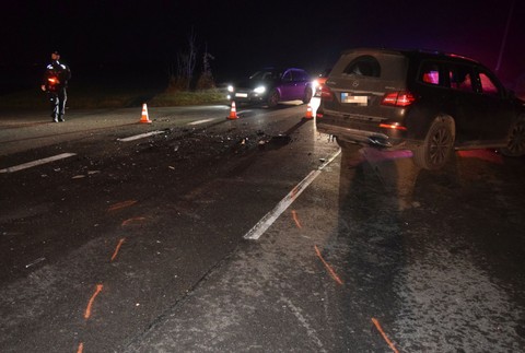 Nehoda policajtov z Nitry. Do ich služobného auta vrazilo auto v protismere  
