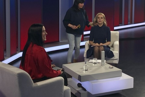 Politika 24 - Denisa Saková 3