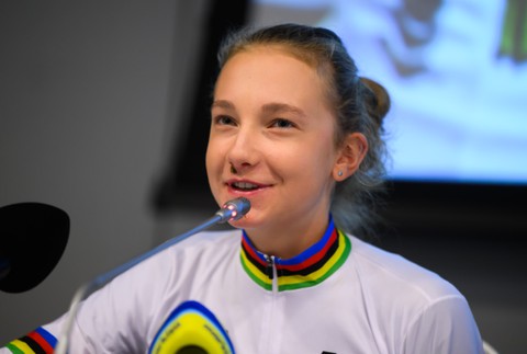 Viktória Chladoňová