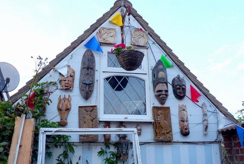 záhrada domček masky