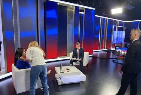 Politika 24