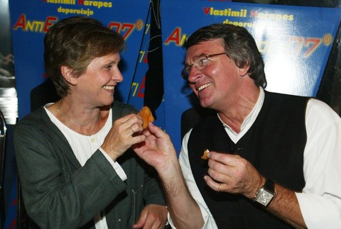 Vlastimil Harapes, Marta Vančurová