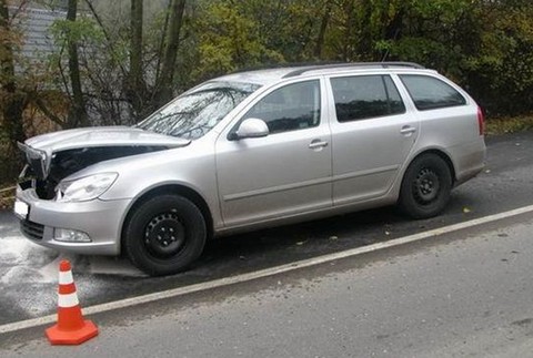 Opitý vodič sanitky zapríčinil nehodu