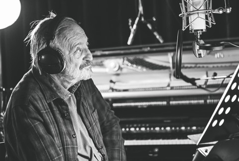 Milan Lasica počas nahrávania