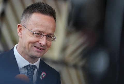  Péter Szijjártó
