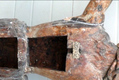 Žena chcela skrášliť sochu Ježiša. Skončila pred súdom