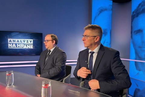 50c1c313-8069-4a3a-a8f4-09d2adc4ec5a