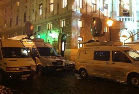 Prípravy na Ples v opere.