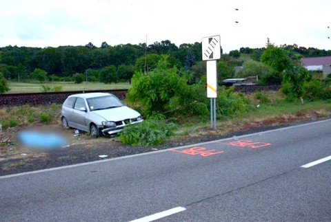 [multi] Vodič (20) auta smrti, po ktorom strieľali policajti, si odpykáva právoplatný trest 5805