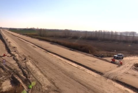 Výstavba rýchlostnej cesty R7 a diaľnice D4