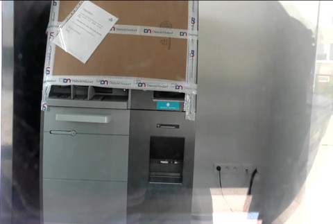 [multi] Vykradnutý bankomat 2625