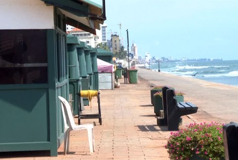 Na Srí Lanke zasahujú experti z Interpolu a FBI. Vedie ich český odborník na terorizmus