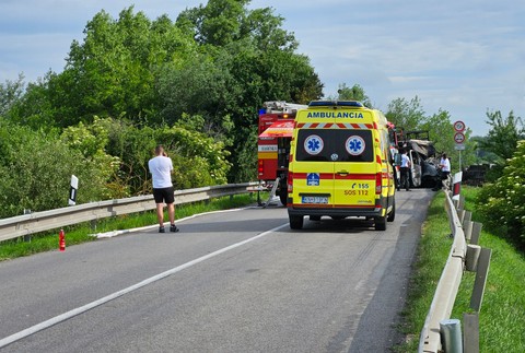 20250603_Kolarovo_nehoda_obete04135052