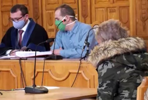 Desivé detaily vrážd, vypovedala jeho expriateľka.