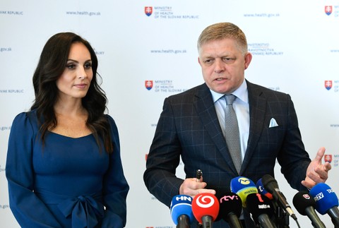 Zuzana Dolinková Robert Fico (1)