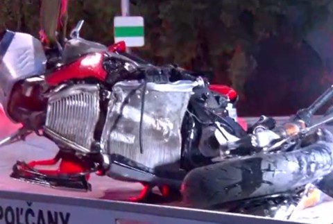Motorkár nemal šancu na prežitie