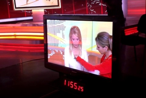 Noviny o 12:00: premiéra Danky Strculovej