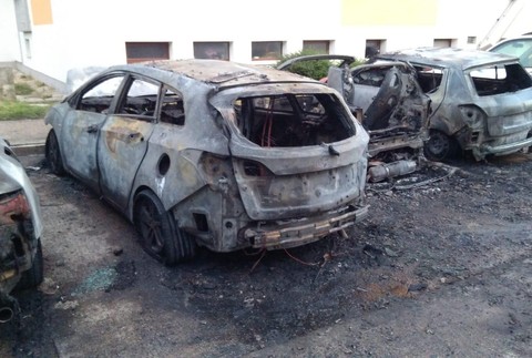 požiar v Bratislave, 4 autá