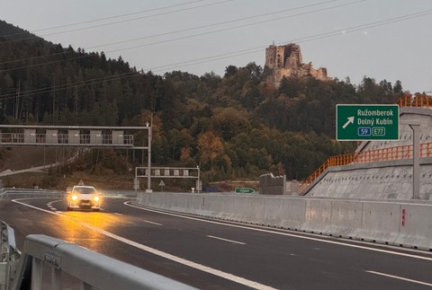 20261005_Motoristi_otvorenie_D1_Hubova_Ivachnova_01248196