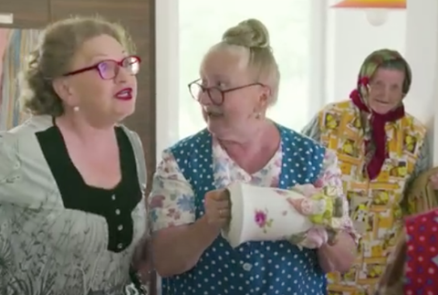 Jana Altmannová v komédii Babovřesky